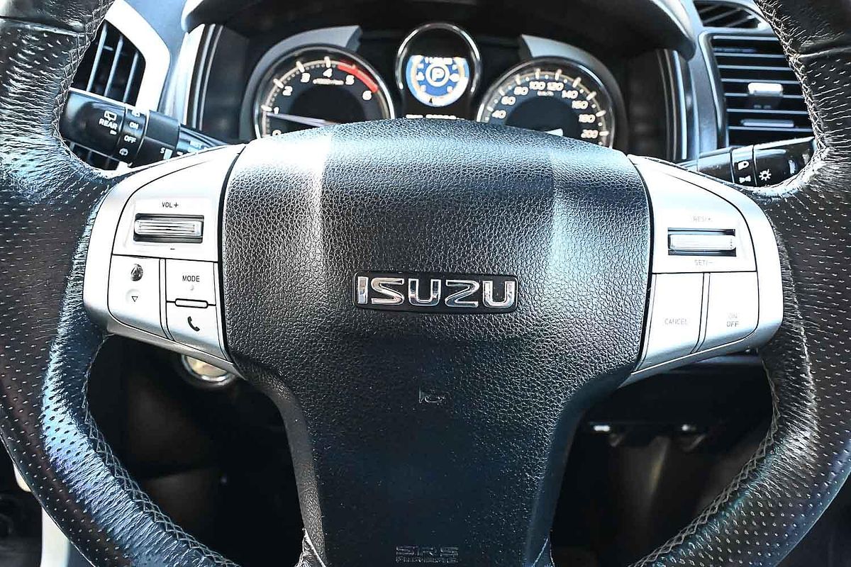 2017 Isuzu MU-X LS-T