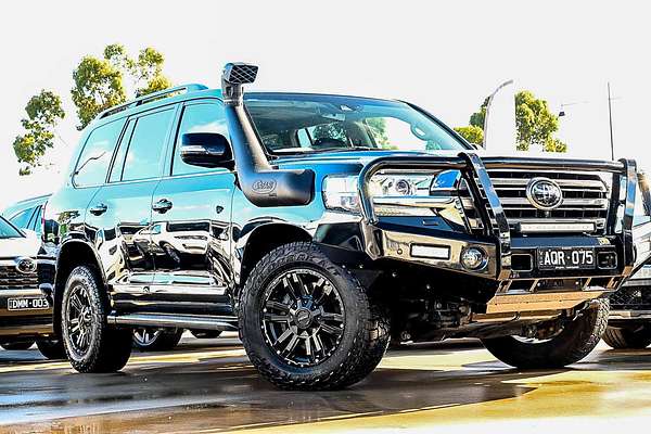 2017 Toyota Landcruiser Sahara VDJ200R
