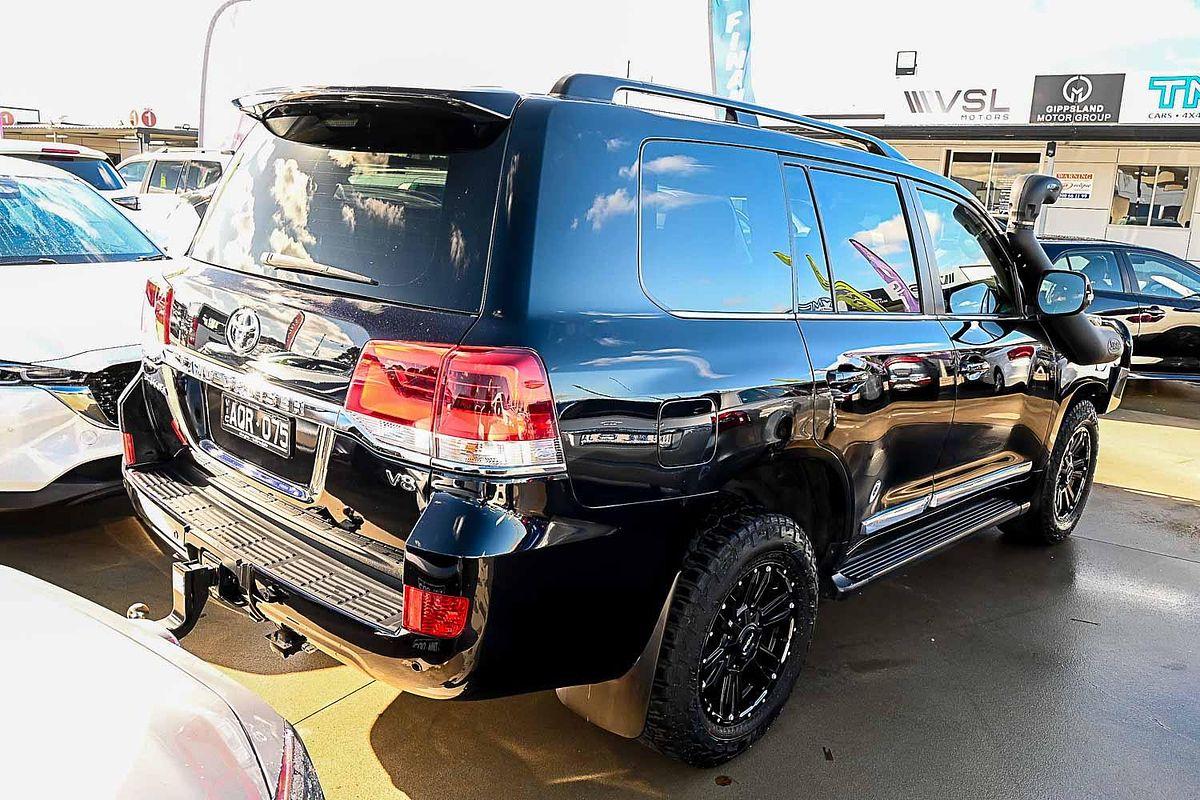 2017 Toyota Landcruiser Sahara VDJ200R