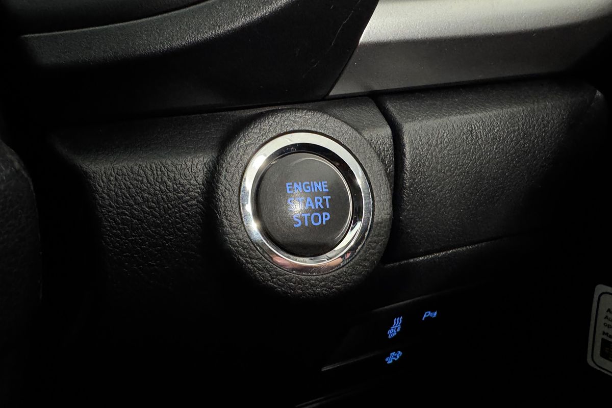 2021 Toyota Hilux SR5 GUN126R 4X4