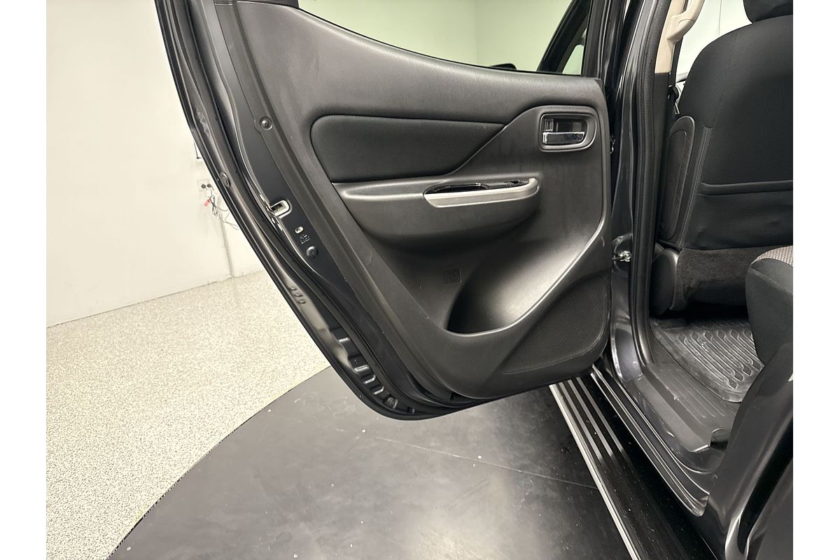 2019 Mitsubishi Triton GLS MR 4X4