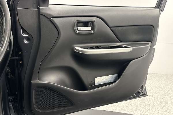 2019 Mitsubishi Triton GLS MR 4X4