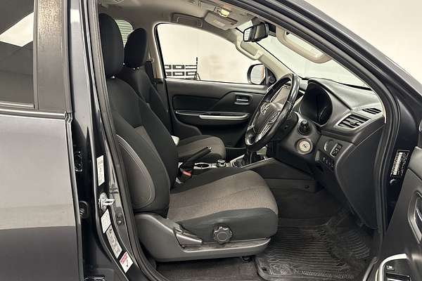2019 Mitsubishi Triton GLS MR 4X4