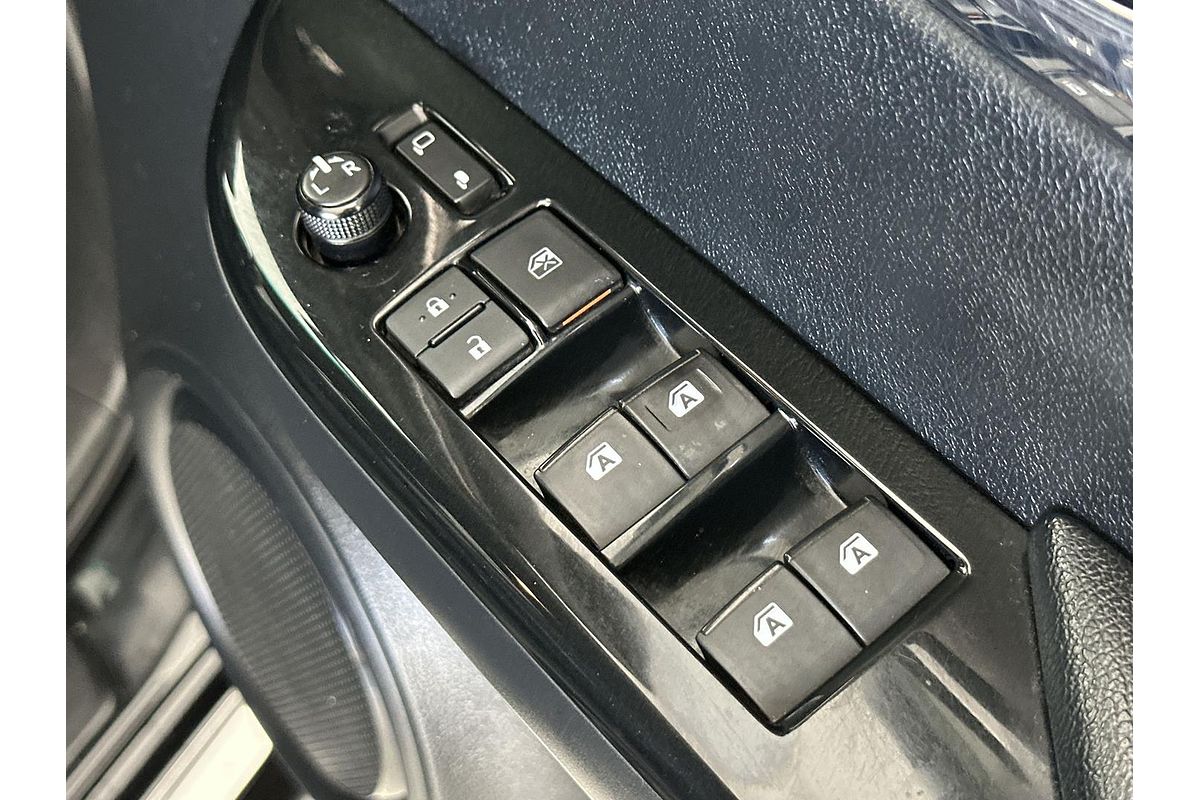 2018 Toyota Hilux Rugged X GUN126R 4X4