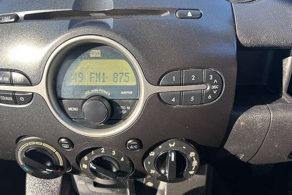 2010 Mazda 2 Neo DE Series 1