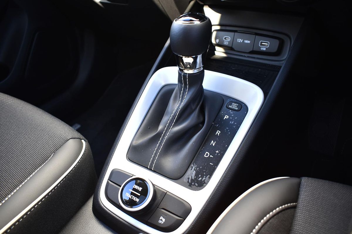 2024 Hyundai Venue Elite QX.V5