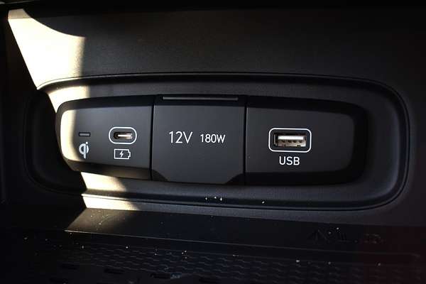 2024 Hyundai Venue Elite QX.V5