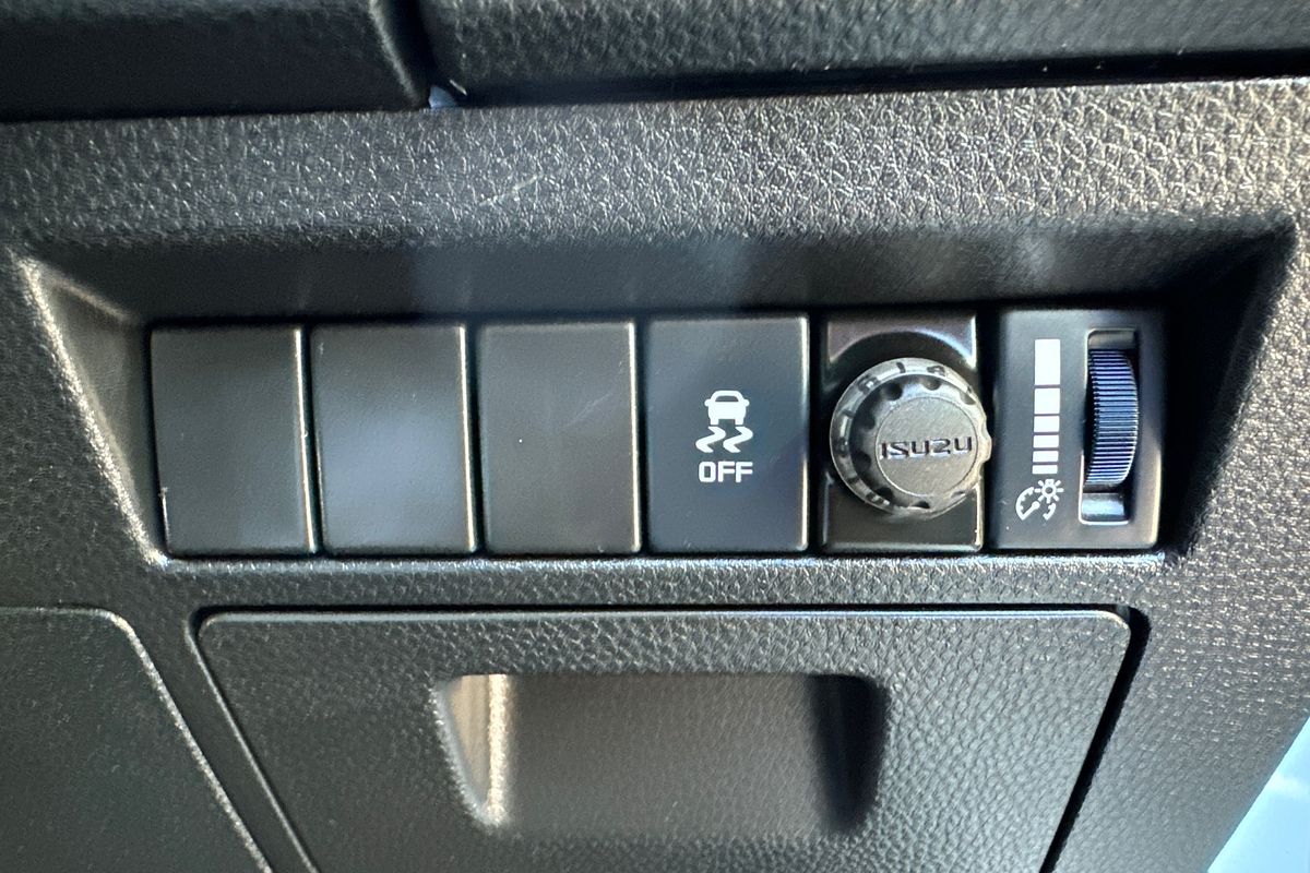 2021 Isuzu D-MAX SX 4X4