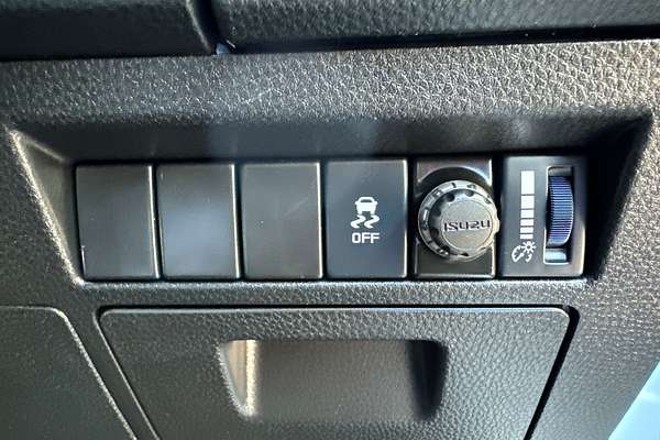 2021 Isuzu D-MAX SX 4X4