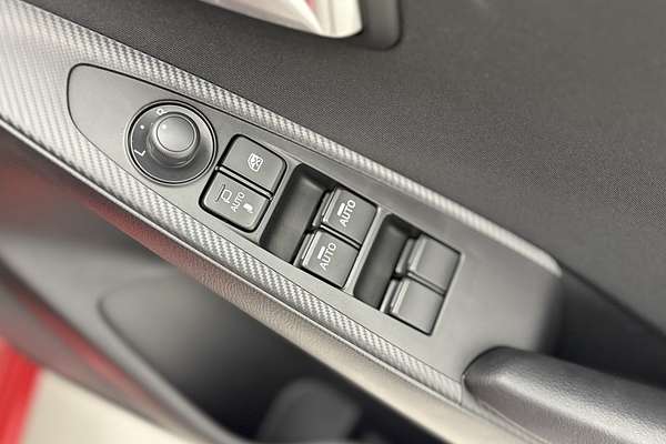 2025 Mazda 2 G15 Evolve DJ Series