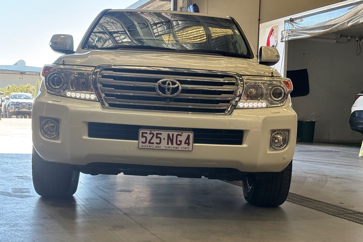 2014 Toyota Landcruiser Sahara VDJ200R