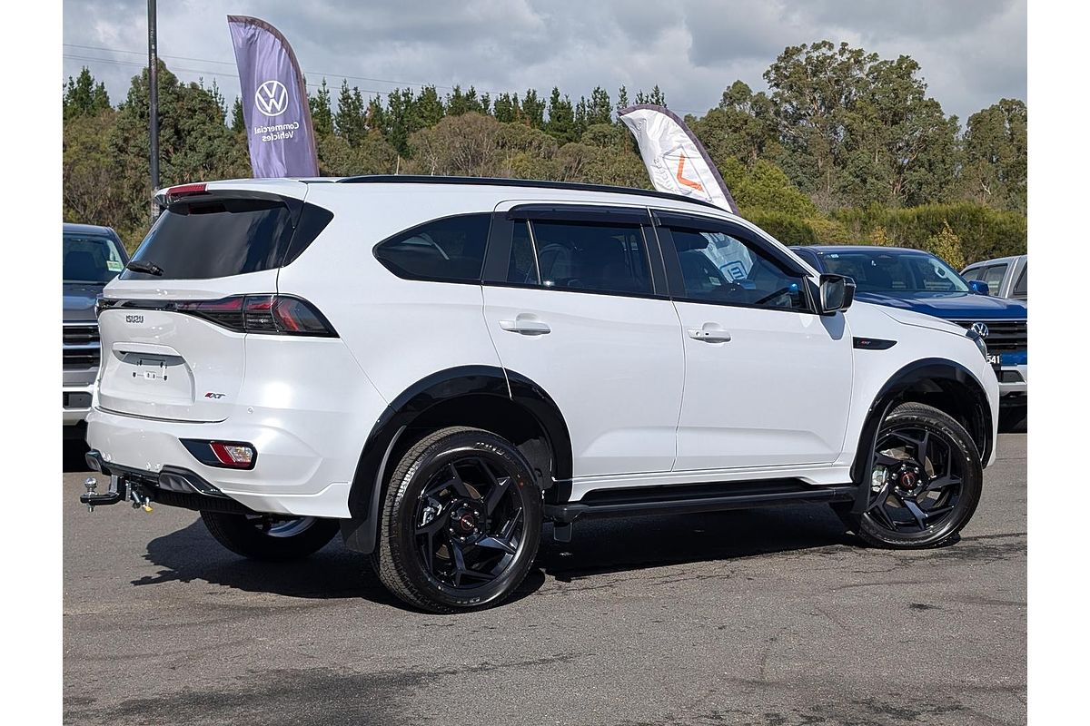 2025 Isuzu MU-X X-TERRAIN
