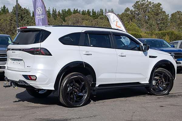2025 Isuzu MU-X X-TERRAIN