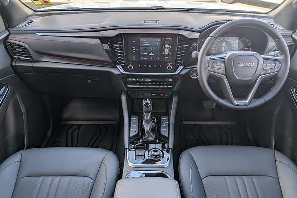 2025 Isuzu MU-X X-TERRAIN