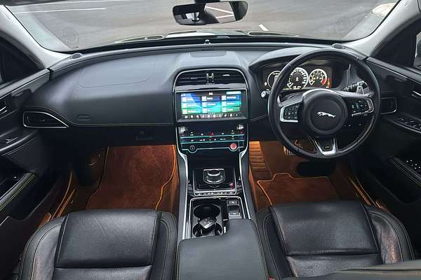 2018 Jaguar XE 30t 300 Sport X760