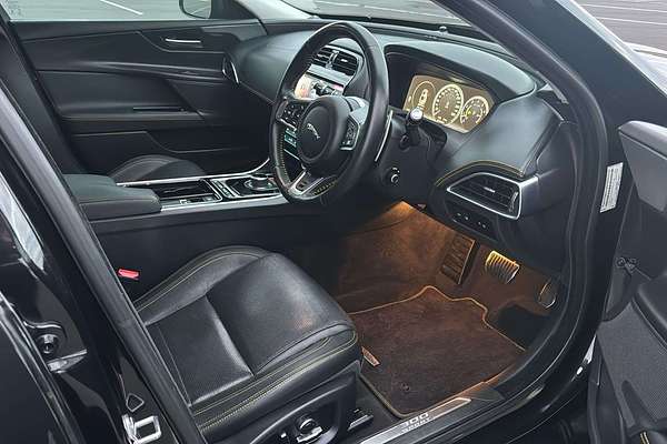 2018 Jaguar XE 30t 300 Sport X760