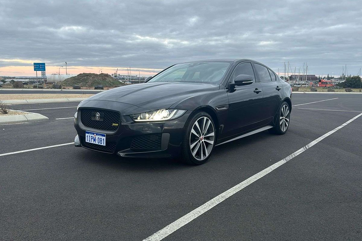 2018 Jaguar XE 30t 300 Sport X760