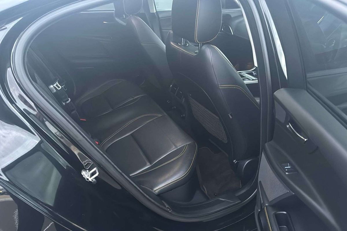 2018 Jaguar XE 30t 300 Sport X760
