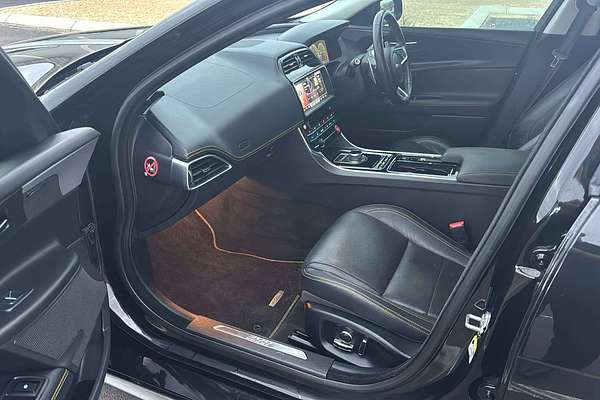 2018 Jaguar XE 30t 300 Sport X760