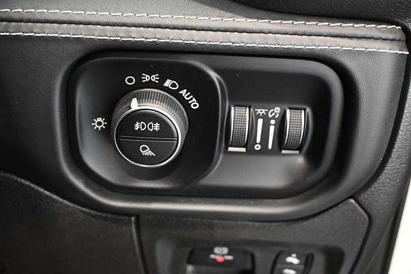 2022 RAM 1500 LARAMIE RAMBOX MHEV DT MY22 4X4
