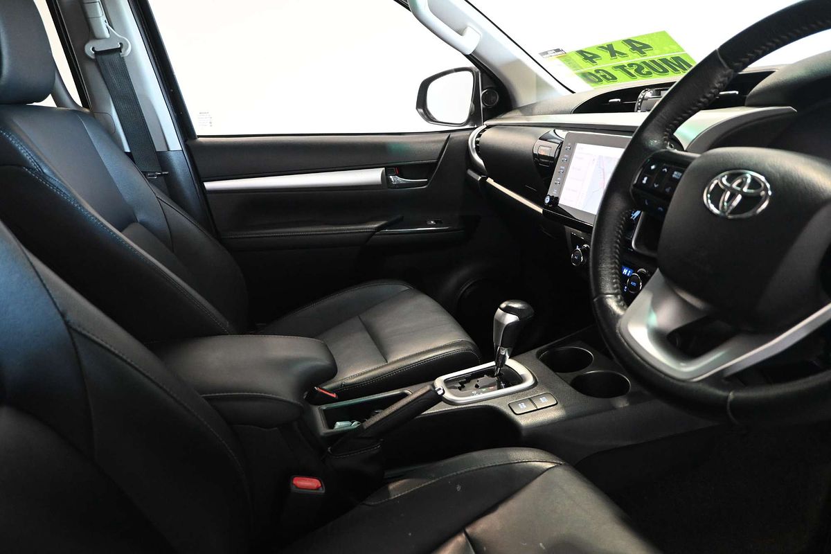 2021 Toyota Hilux SR5 GUN126R 4X4