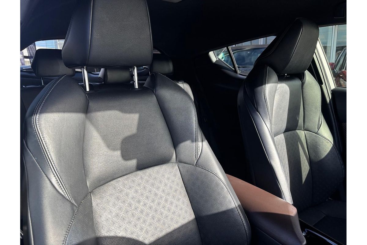 2018 Toyota C-HR Koba NGX50R