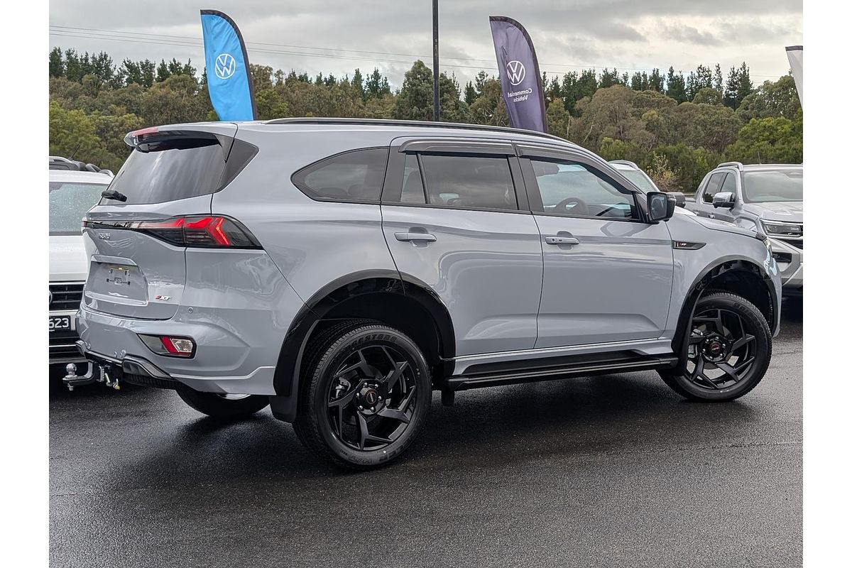 2025 Isuzu MU-X X-TERRAIN