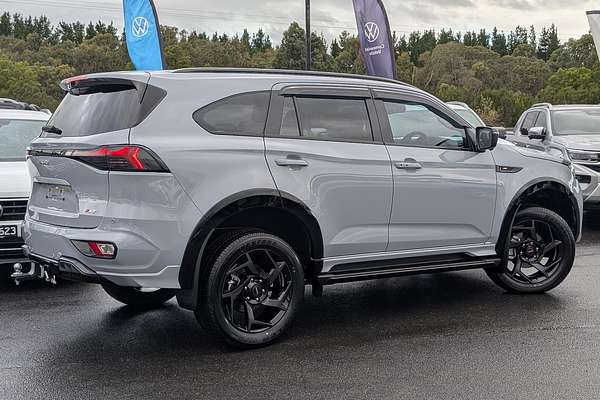 2025 Isuzu MU-X X-TERRAIN