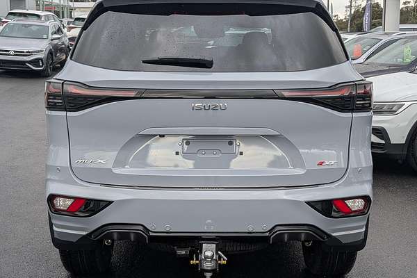 2025 Isuzu MU-X X-TERRAIN