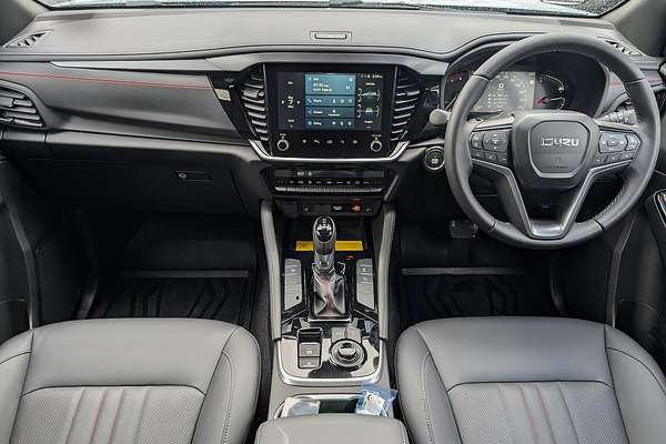 2025 Isuzu MU-X X-TERRAIN