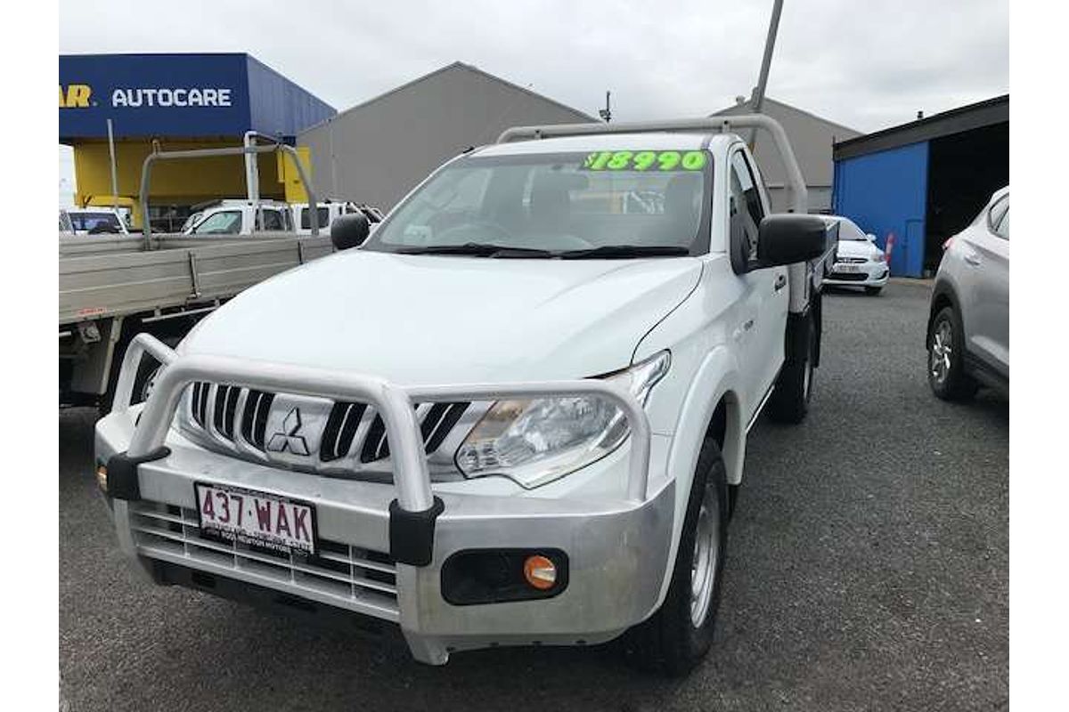 2015 Mitsubishi Triton GLX MN 4X4