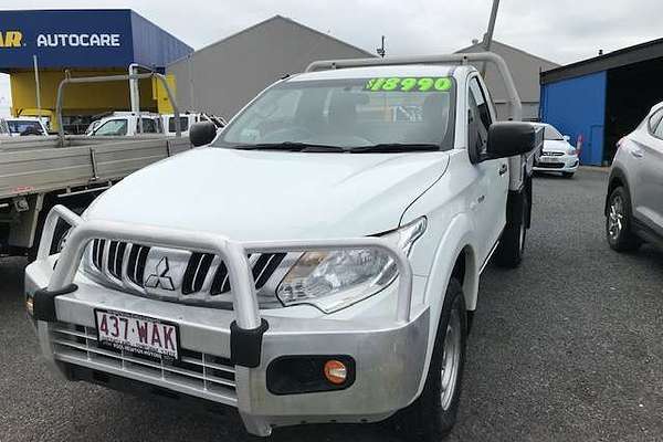 2015 Mitsubishi Triton GLX MN 4X4