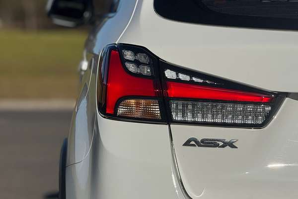 2023 Mitsubishi ASX ES XD