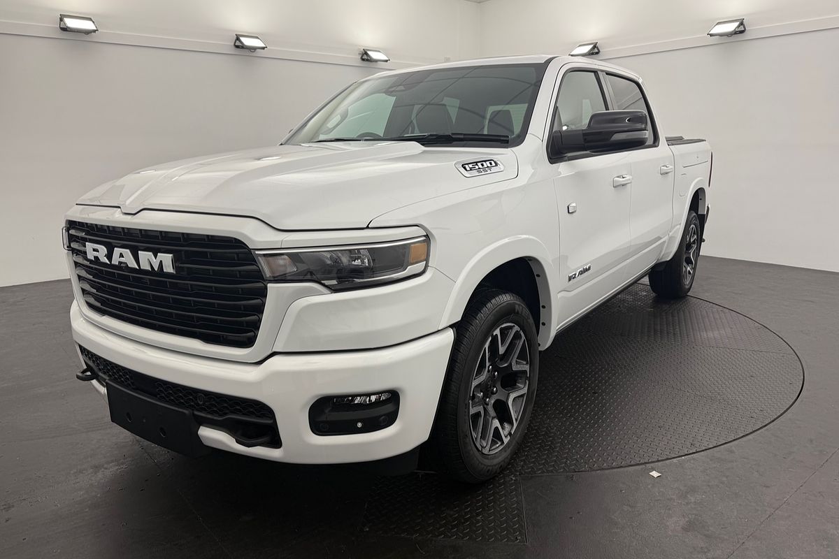 2025 RAM DT6P9821H.25
