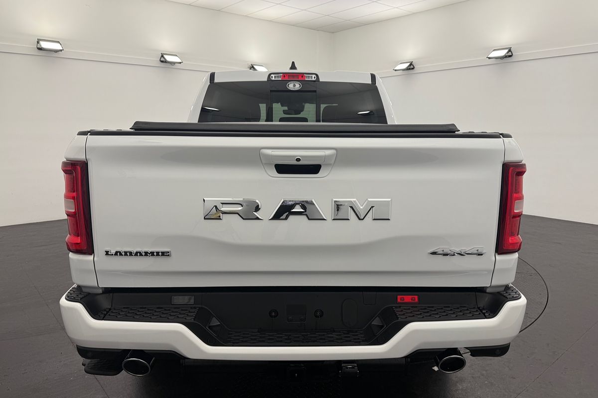 2025 RAM DT6P9821H.25