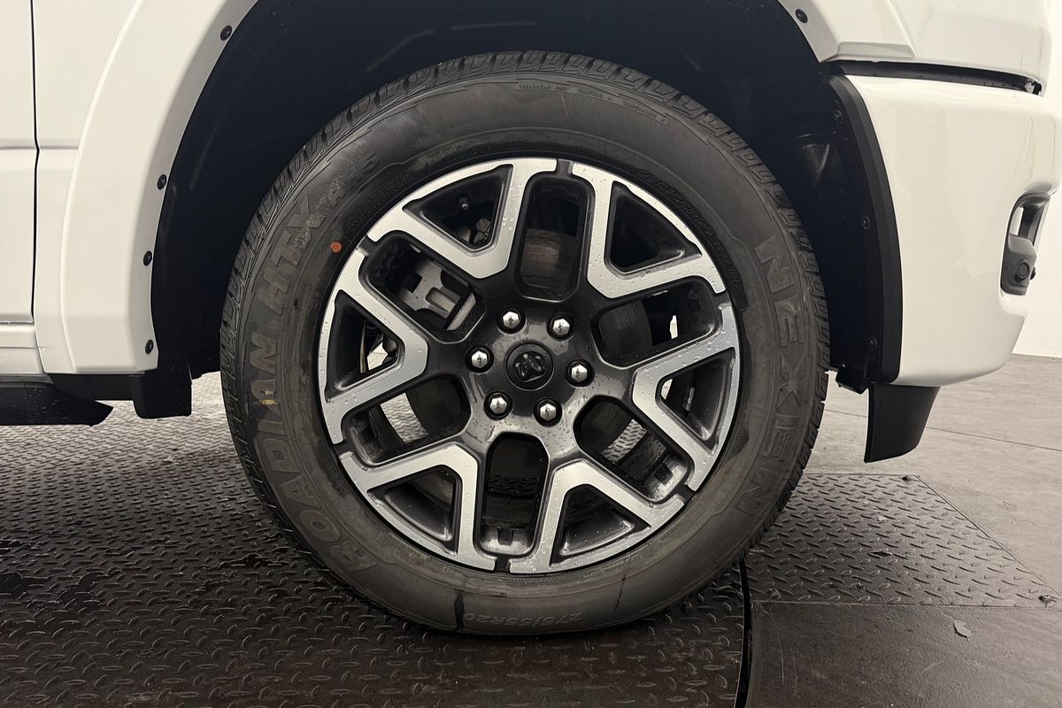 2025 RAM DT6P9821H.25