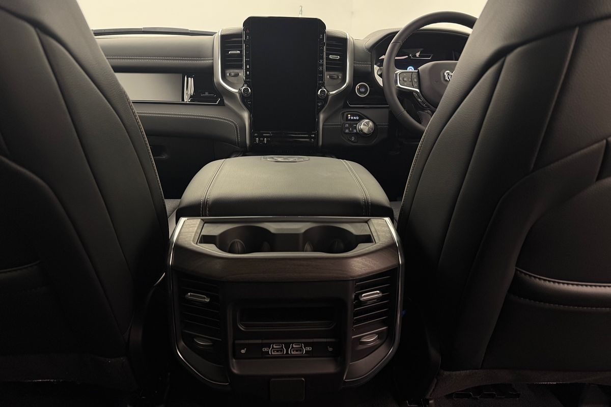 2025 RAM DT6P9821H.25