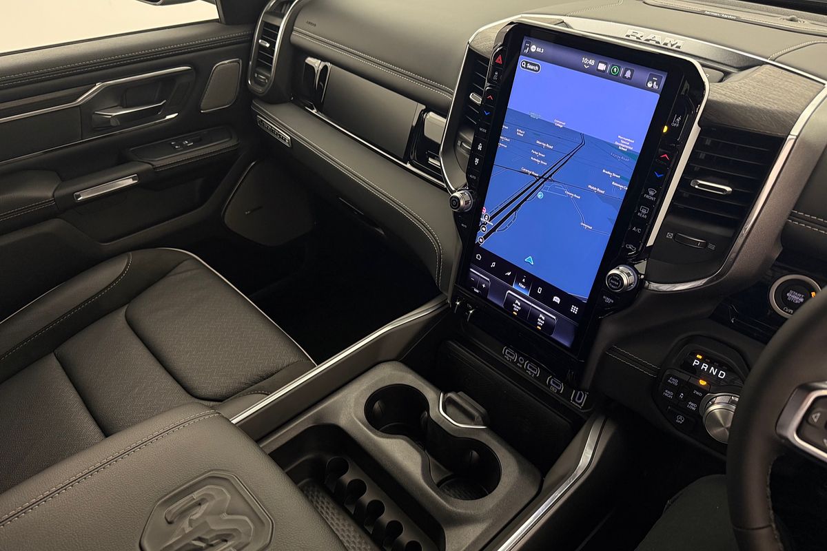 2025 RAM DT6P9821H.25