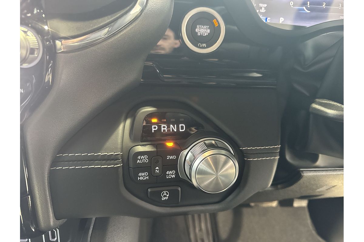 2025 RAM 1500 Laramie Sport Hurricane SO RamBox DT 4X4 SWB