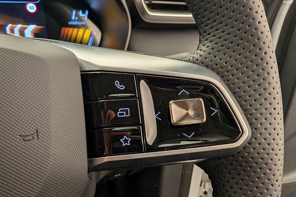2025 MG ZS Essence Hybrid+ ZS32