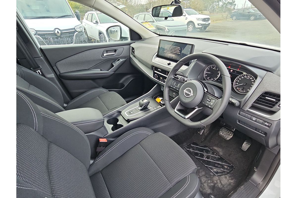 2025 Nissan QASHQAI ST-L J12