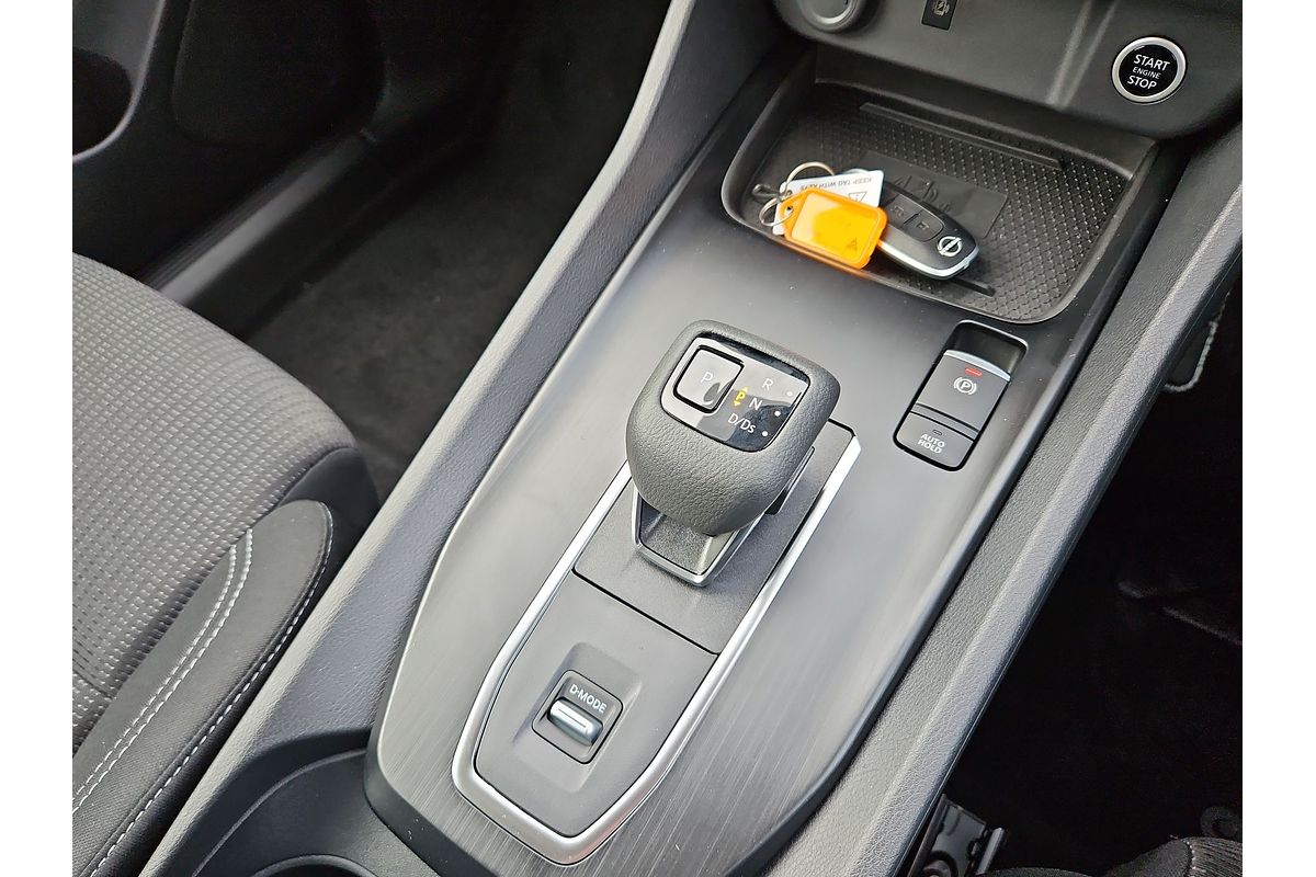 2025 Nissan QASHQAI ST-L J12