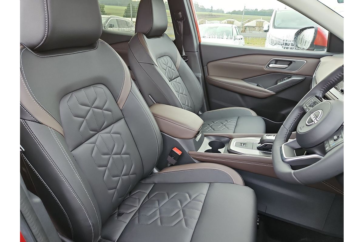 2025 Nissan QASHQAI Ti J12