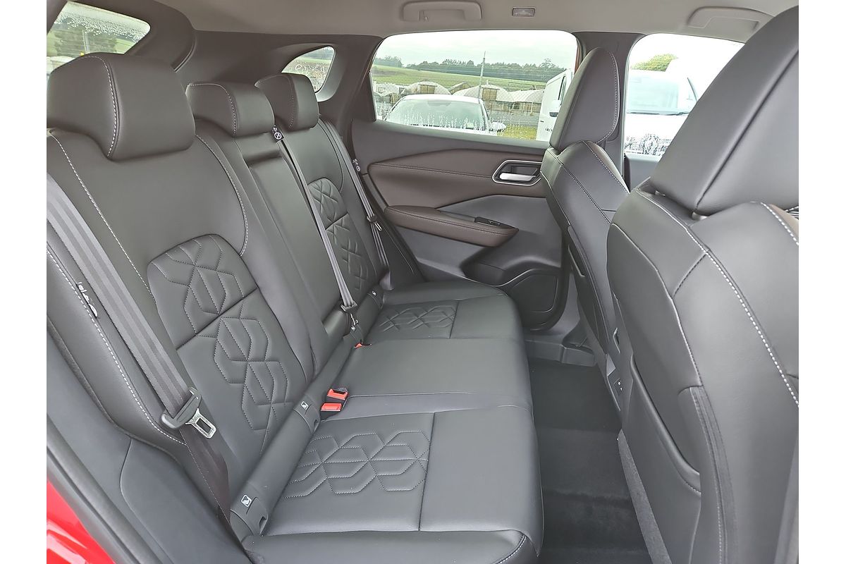 2025 Nissan QASHQAI Ti J12