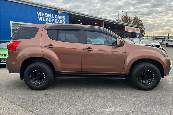 2015 Isuzu MU-X LS-M