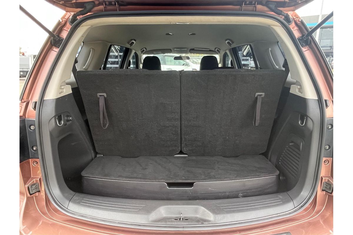 2015 Isuzu MU-X LS-M