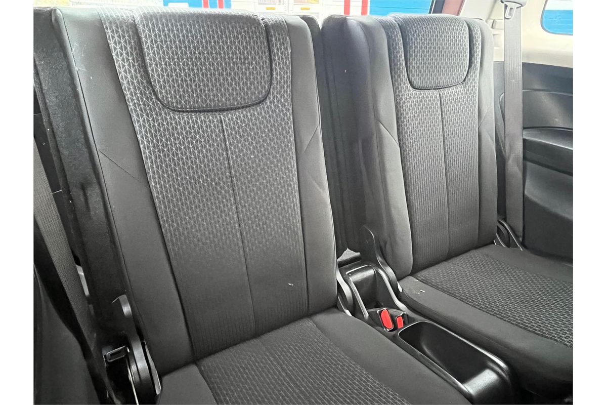 2015 Isuzu MU-X LS-M