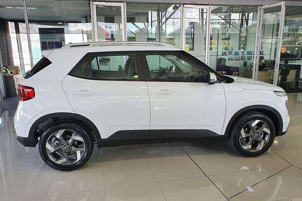 2021 Hyundai Venue Active QX.V3