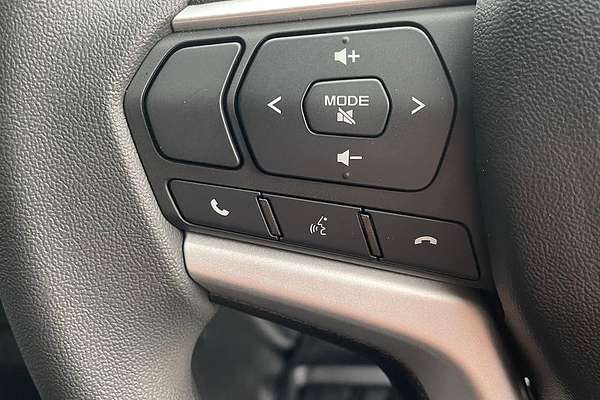 2025 Isuzu D-MAX SX 4X4