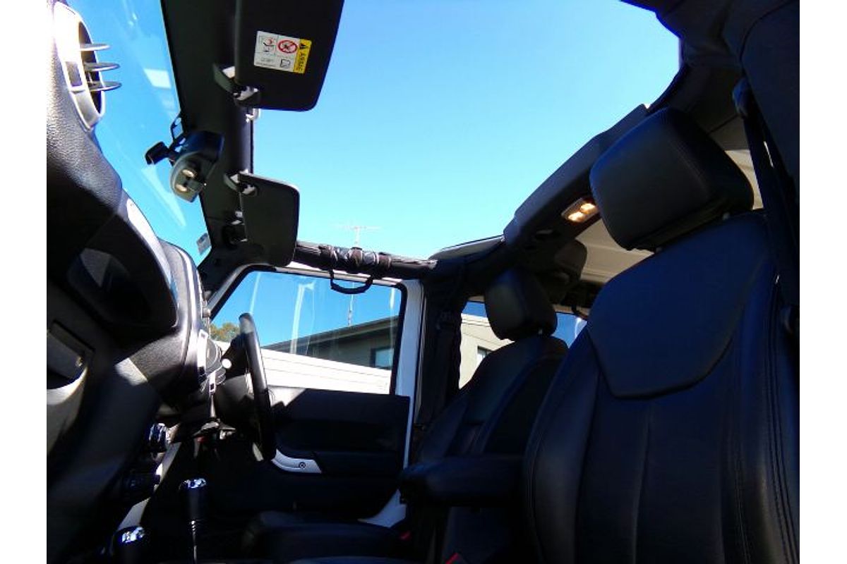 2015 Jeep Wrangler Overland JK